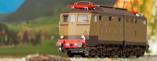 LE MODELS LE20654 - Locomotiva elettrica E646 001, FS, ep.IIIb