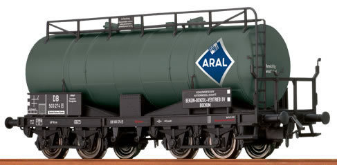 BRAWA 47084 - Carro cisterna a 4 assi, "ARAL", DB, ep.III