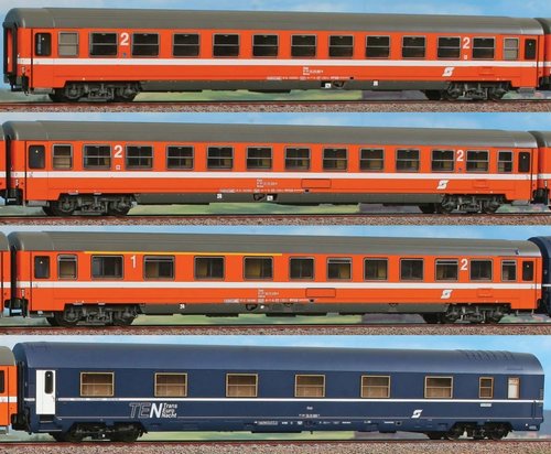 ACME 55164 - Set di quattro carrozze per il treno "Adria Express", OBB, ep.IV-V