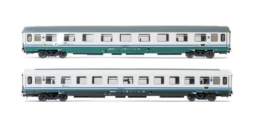 RIVAROSSI HR4282 - Set 2 carrozze passeggeri 2a classe tipo UIC-Z (progetto 901/300), TI, ep.VI