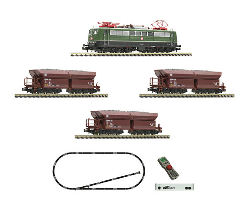 FLEISCHMANN 931896 - Sc.N - Locomotiva elettrica serie 151 con treno merci, DB, ep.IV