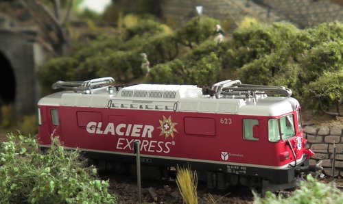 KATO K7074053 - Sc.N - Ge 4/4 II "Glacier Express" della RhB, RhB, ep.VI
