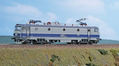 AMINTIRI FEROVIARIE 10031 - Locomotiva elettrica 060-EA, CFR, ep.VI